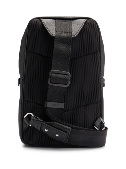 ΑΝΔΡΙΚΗ ΤΣΑΝΤΑ ΩΜΟΥ 1