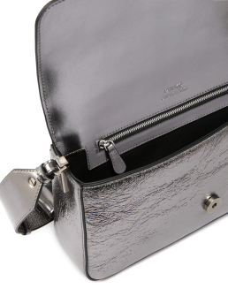 ΓΥΝΑΙΚΕΙΑ ΤΣΑΝΤΑ ΩΜΟΥ  2