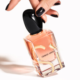 SÌ EAU DE PARFUM INTENSE 16