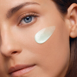 AQUASOURCE HYALU PLUMP CREAM SPF30 4