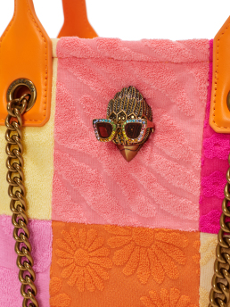 ΓΥΝΑΙΚΕΙΑ ΤΣΑΝΤΑ ΧΕΙΡΟΣ  3