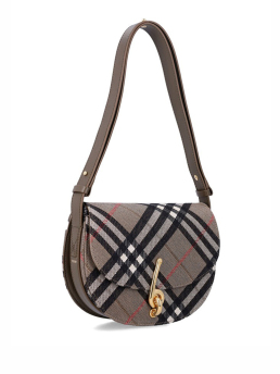 ΓΥΝΑΙΚΕΙΑ ΤΣΑΝΤΑ ΩΜΟΥ 1