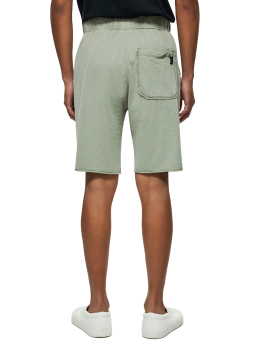 ΑΝΔΡΙΚΗ ΒΕΡΜΟΥΔΑ  2