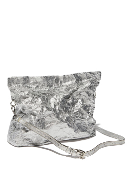 ΓΥΝΑΙΚΕΙΑ ΤΣΑΝΤΑ ΧΕΙΡΟΣ 1