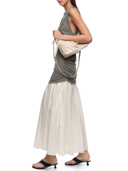 ΓΥΝΑΙΚΕΙΑ ΤΣΑΝΤΑ ΩΜΟΥ 2