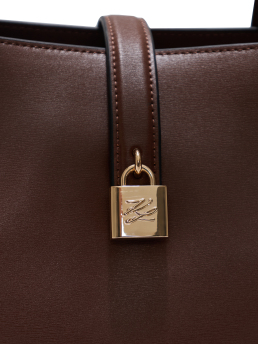 ΓΥΝΑΙΚΕΙΑ ΤΣΑΝΤΑ ΩΜΟΥ  3