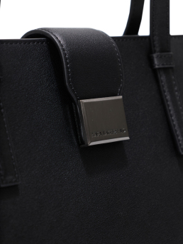 ΓΥΝΑΙΚΕΙΑ ΤΣΑΝΤΑ ΩΜΟΥ  3