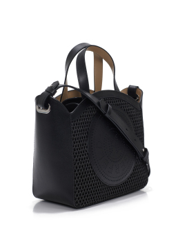 ΓΥΝΑΙΚΕΙΑ ΤΣΑΝΤΑ ΧΕΙΡΟΣ  2