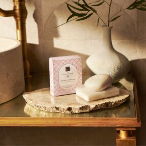 THE RITUAL OF SAKURA SHAMPOO & BODY BAR | 100gr