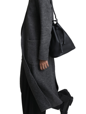 ΓΥΝΑΙΚΕΙΑ ΔΕΡΜΑΤΙΝΗ ΤΣΑΝΤΑ BUCKET | Μαύρο