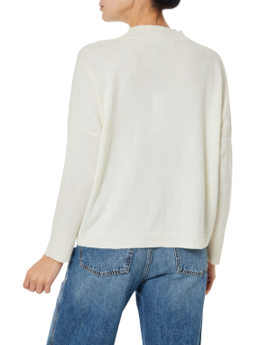 ΓΥΝΑΙΚΕΙΟ ΠΟΥΛΟΒΕΡ | Εκρού S