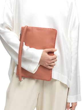 ΓΥΝΑΙΚΕΙΟΣ ΔΕΡΜΑΤΙΝΟΣ ΦΑΚΕΛΟΣ MAXI POCHETTE | Ροζ