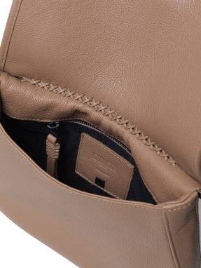 ΓΥΝΑΙΚΕΙΑ ΔΕΡΜΑΤΙΝΗ ΤΣΑΝΤΑ ΧΙΑΣΤΙ MEDIUM SADDLE | Camel