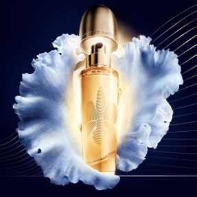 ORCHIDÉE IMPÉRIALE
THE FUNDAMENTAL OIL | 30ml
