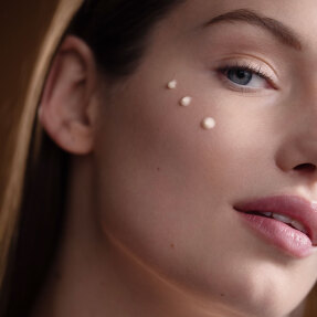 SUPREMŸA AT NIGHT THE SUPREME ANTI-AGING SKIN CARE | 50ml