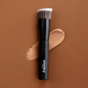 FOUNDATION BRUSH