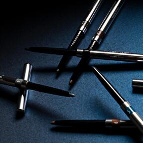 PHYTO-KHOL STAR WATERPROOF | 0,3gr 1 Matte Onyx