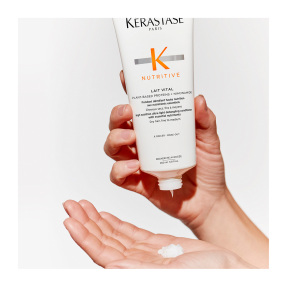 NUTIRTIVE CONDITIONER ΕΝΤΑΤΙΚΗΣ ΘΡΕΨΗΣ ΓΙΑ ΞΗΡΑ ΜΑΛΛΙΑ | 200ml