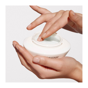 NUTRITIVE ΜΑΣΚΑ ΒΑΘΙΑΣ ΘΡΕΨΗΣ ΓΙΑ ΠΟΛΥ ΞΗΡΑ ΜΑΛΛΙΑ | 200ml