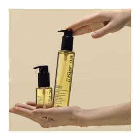 ESSENCE ABSOLUE ΘΕΡΜΟΠΡΟΣΤΑΤΕΥΤΙΚΟ EΛΑΙΟ ΓΙΑ ΕΝΥΔΑΤΩΣΗ ΚΑΙ ΘΡΕΨΗ | 50ml