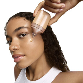 SKIN IDÔLE 3 SERUM SUPERTINT - ΟΡΟΣ ΠΡΟΣΩΠΟΥ ΜΕ ΧΡΩΜΑ ΓΙΑ ΕΛΑΦΡΙΑ ΚΑΛΥΨΗ | 30ml 28N