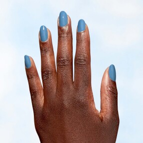 NATURE STRONG NATURAL VEGAN NAIL POLISH | 15ml Big Bluetiful Planet