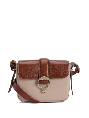 ΓΥΝΑΙΚΕΙΑ ΤΣΑΤΑ ΧΙΑΣΤΙ | Καφέ