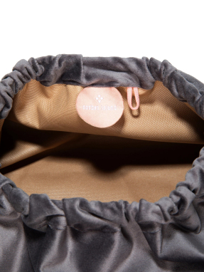 ΝΕΣΕΣΕΡ | Γκρι