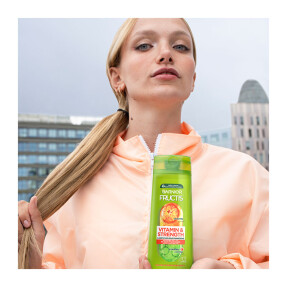 FRUCTIS VITAMIN & STRENGTH SET ΓΙΑ ΑΔΥΝΑΜΑ ΜΑΛΛΙΑ ΜΕ ΤΑΣΗ ΤΡΙΧΟΠΤΩΣΗΣ ΛΟΓΩ ΣΠΑΣΙΜΑΤΟΣ