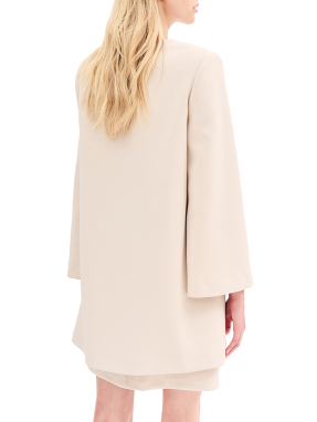 ΓΥΝΑΙΚΕΙΟ ΜΑΝΤΩ | Εκρού 42