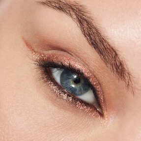 DAZZLESHADOW LIQUID EYE SHADOW | 4,6gr Beaming Brighter