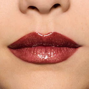 LIPGLASS AIR NON-STICKY GLOSS VIVA GLAM X CHAPPELL ROAN | 5ml Damnsel