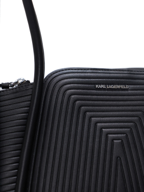 ΓΥΝΑΙΚΕΙΑ ΤΣΑΝΤΑ ΩΜΟΥ | Μαύρο