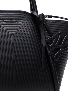 ΓΥΝΑΙΚΕΙΑ ΤΣΑΝΤΑ ΧΕΙΡΟΣ | Μαύρο