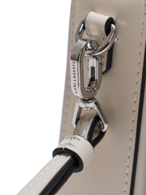 ΓΥΝΑΙΚΕΙΑ ΤΣΑΝΤΑ ΧΕΙΡΟΣ | Εκρού