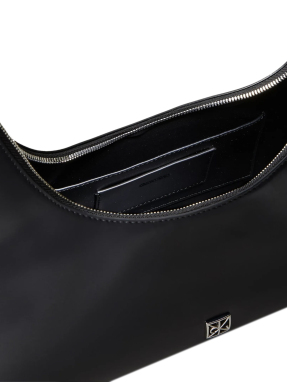 ΓΥΝΑΙΚΕΙΑ ΔΕΡΜΑΤΙΝΗ ΤΣΑΝΤΑ ΩΜΟΥ | Μαύρο