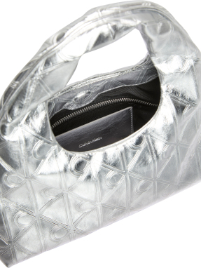 ΓΥΝΑΙΚΕΙΑ ΤΣΑΝΤΑ ΩΜΟΥ | Ασημί