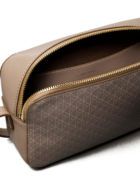 ΓΥΝΑΙΚΕΙΑ ΤΣΑΝΤΑ ΧΙΑΣΤΙ | Μπεζ