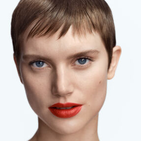 LIPSTICK SATIN | 2,8gr Divorce 209