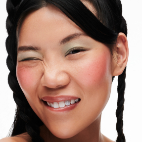 GLOW PLAY CUSHIONY BLUSH | 7,3gr Heat Index