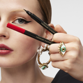 FABULOUS EYELINER | 01 Ultra Black