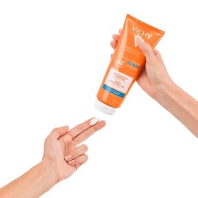 CAPITAL SOLEIL ΑΝΤΗΛΙΑΚΟ ΓΑΛΑΚΤΩΜΑ ΓΙΑ ΠΡΟΣΩΠΟ & ΣΩΜΑ SPF50 | 300ml