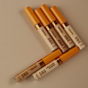 LASTING RADIANCE CONCEALER | 7ml 010 Ivory