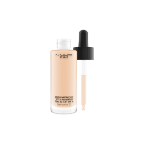 STUDIO WATERWEIGHT SPF 30 FOUNDATION | 30ml NC15