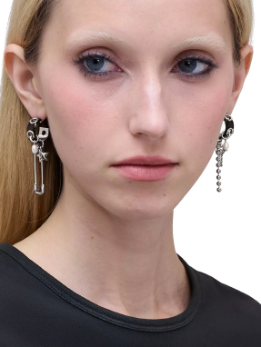 ΓΥΝΑΙΚΕΙΑ ΣΚΟΥΛΑΡΙΚΙΑ PUNK BEAUTY CHARM EARRINGS | Ασημί ONE SIZE