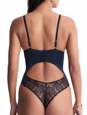 ΓΥΝΑΙΚΕΙΟ ΚΟΡΜΑΚΙ | Μπλε Σκούρο M