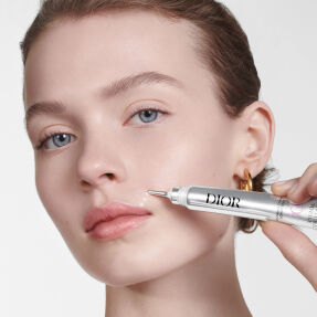 CAPTURE TOTALE HYALUSHOT WRINKLE CORRECTOR | 15ml