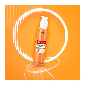 L'OREAL PARIS REVITALIFT CLINICAL ΚΑΘΑΡΙΣΤΙΚΟ GEL ΜΕ ΒΙΤΑΜΙΝΗ C
