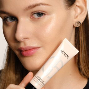LUMINOUS SILK ILLUMINATING PRIMER GLOW EXTENDING FACE BASE | 30ml Golden Hour