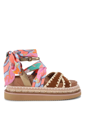 ΓΥΝΑΙΚΕΙΕΣ ΠΛΑΤΦΟΡΜΕΣ | Ταμπά 41